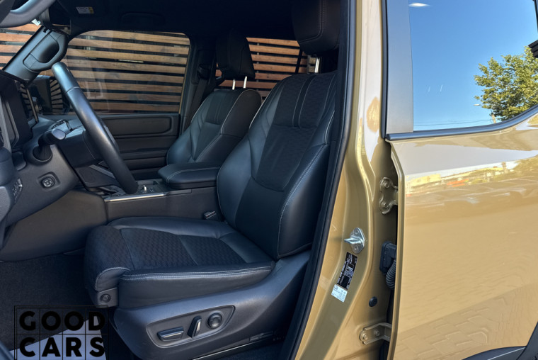 Toyota Land Cruiser Prado - 28