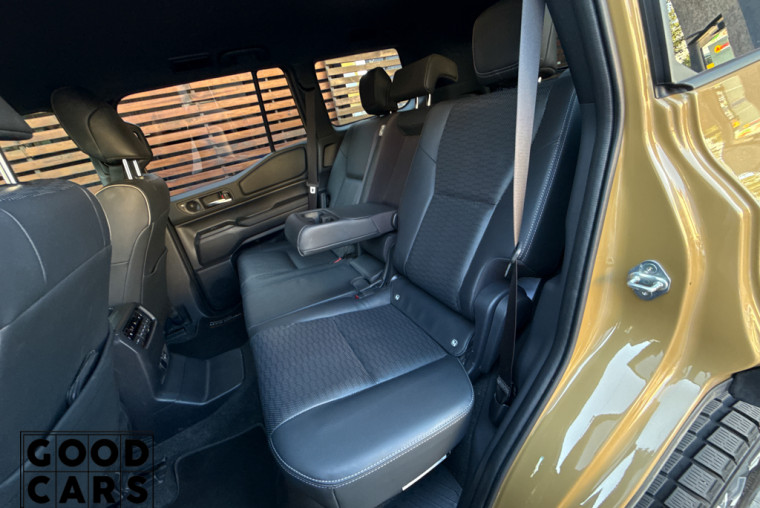 Toyota Land Cruiser Prado - 32