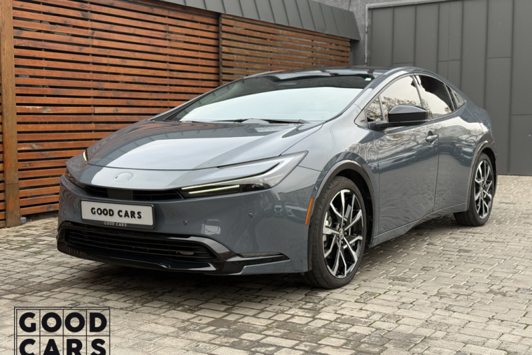 Toyota Prius - 2