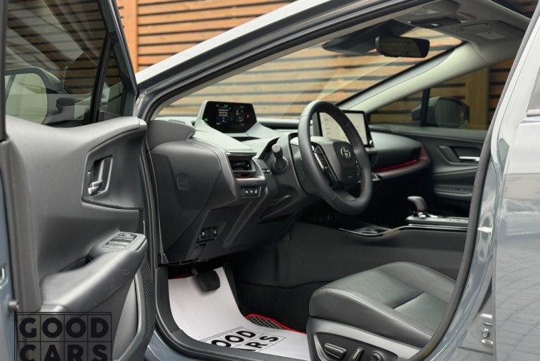 Toyota Prius - 15