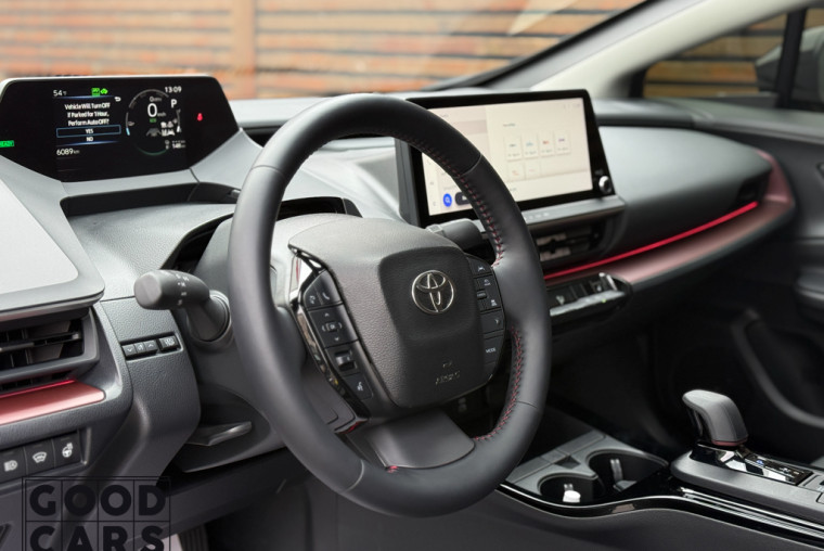 Toyota Prius - 17