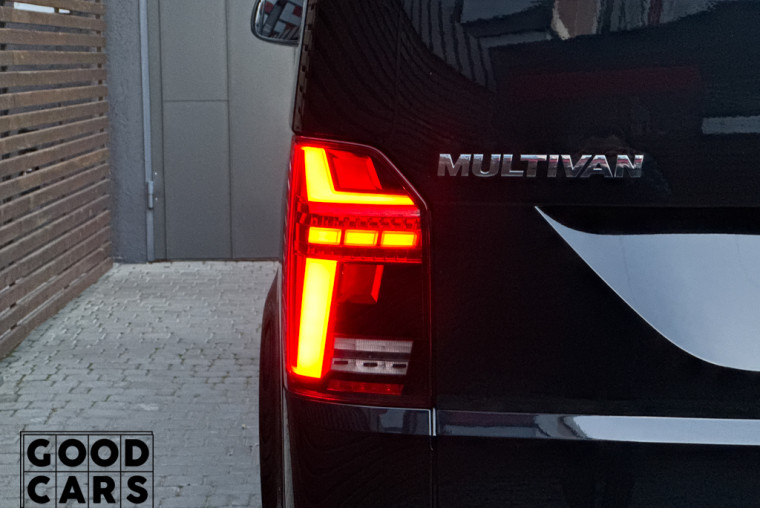 Volkswagen Multivan - 10