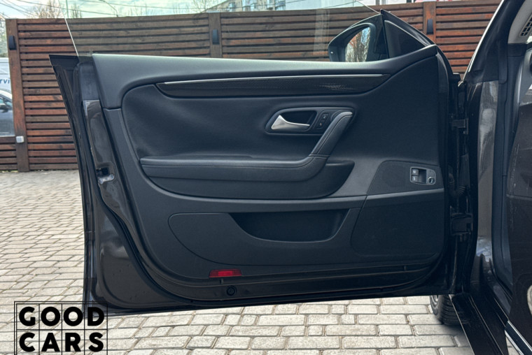 Volkswagen Passat CC - 19