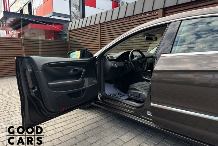 Volkswagen Passat CC - 21