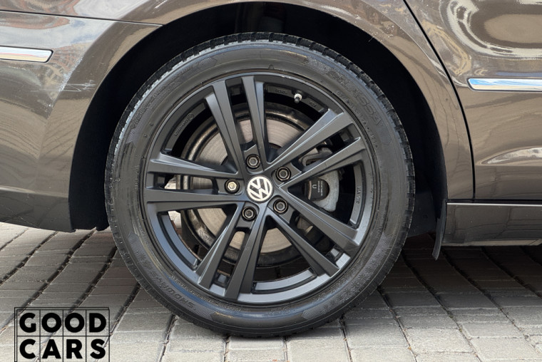 Volkswagen Passat CC - 14