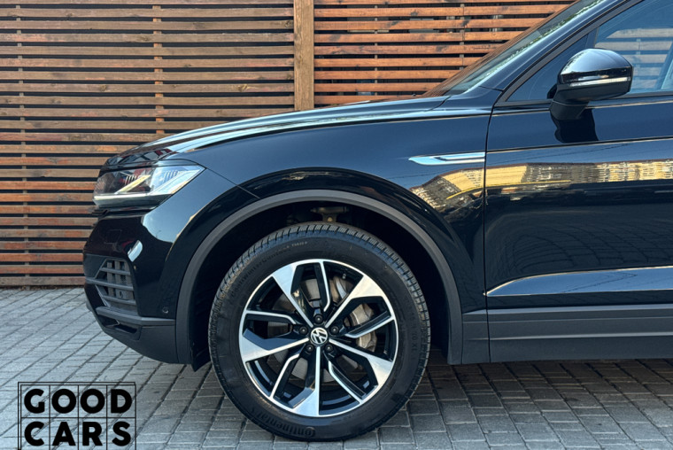 Volkswagen Touareg - 11