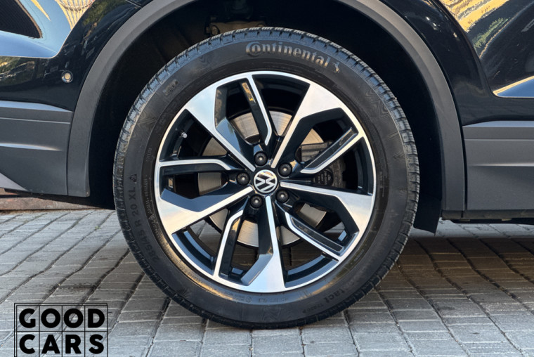 Volkswagen Touareg - 14