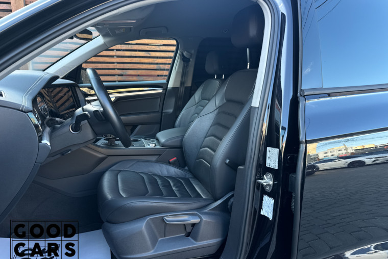 Volkswagen Touareg - 26