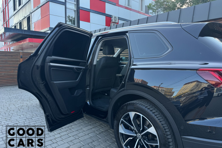 Volkswagen Touareg - 28