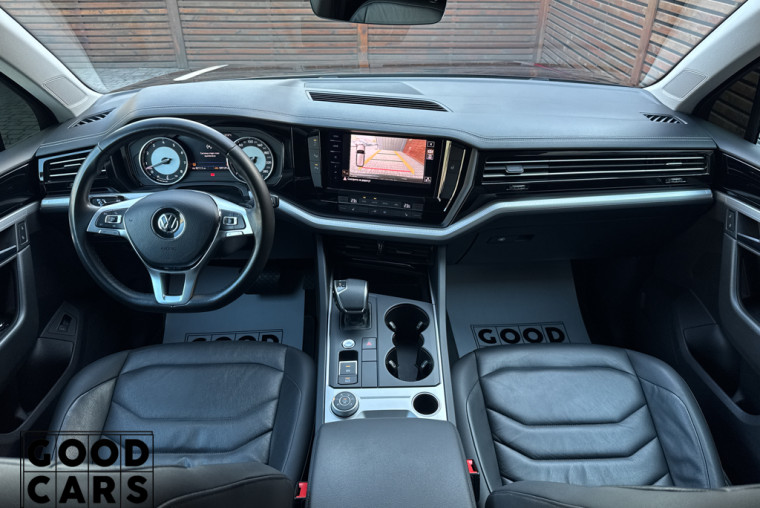 Volkswagen Touareg - 37