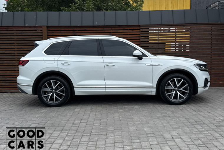 Volkswagen Touareg - 7