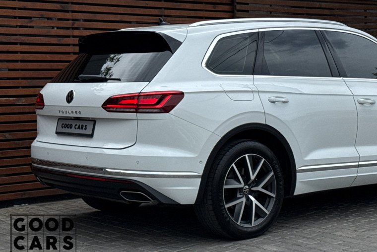 Volkswagen Touareg - 17