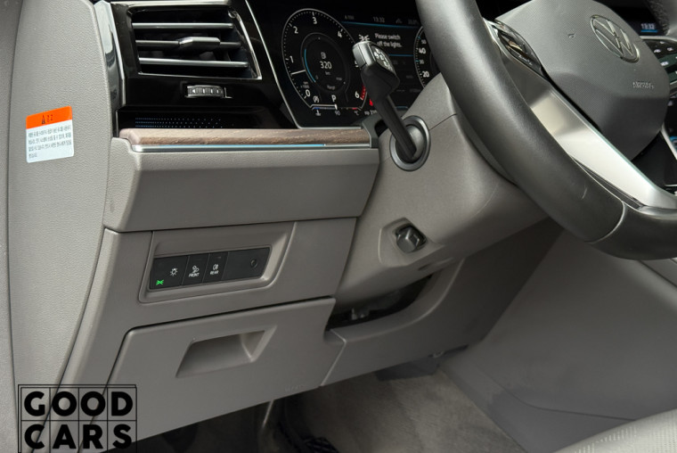 Volkswagen Touareg - 25
