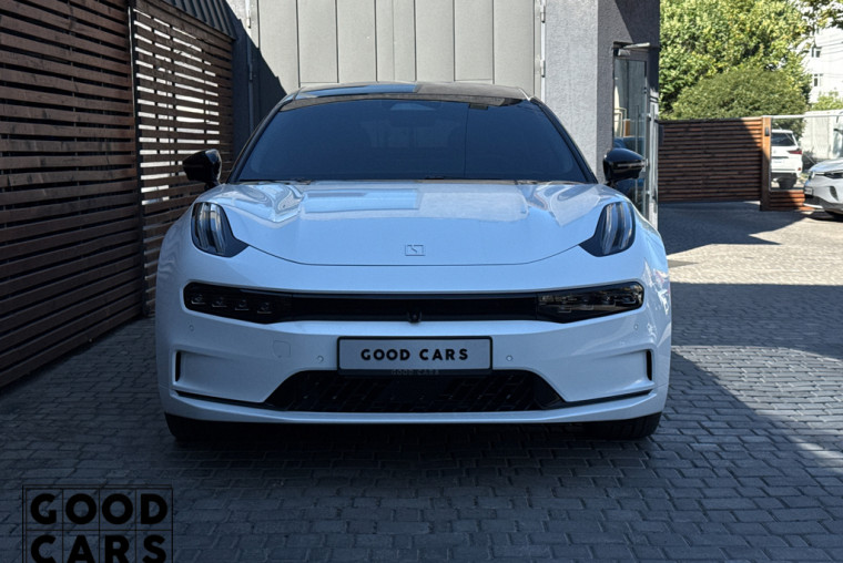 Zeekr 001 - 1