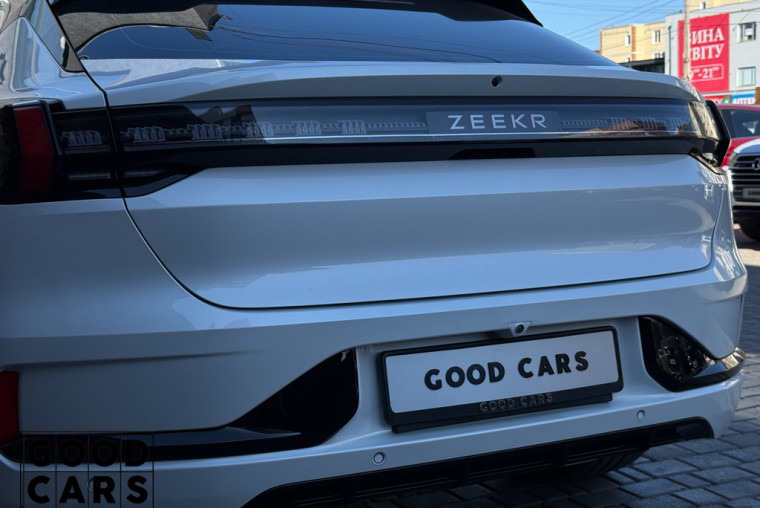 Zeekr 001 - 17