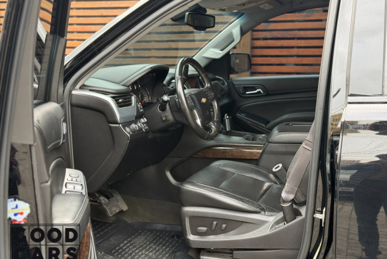 Chevrolet Tahoe - 12