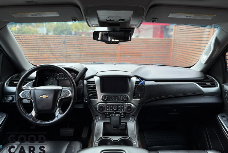 Chevrolet Tahoe - 17