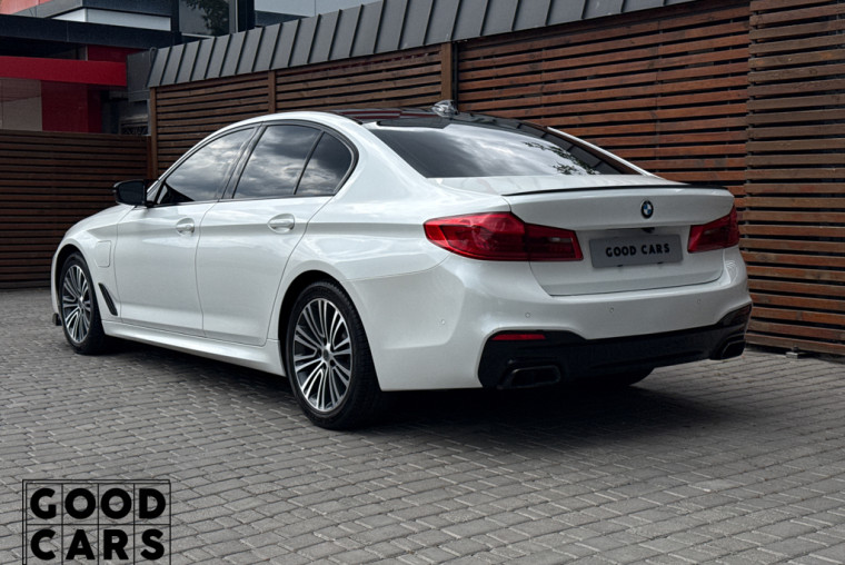 BMW 530e - 4