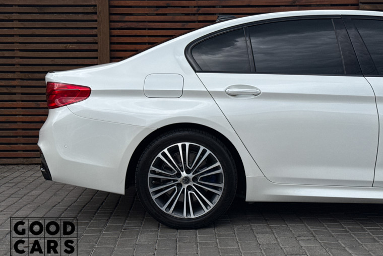 BMW 530e - 13