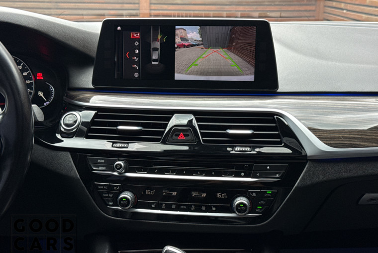 BMW 530e - 38