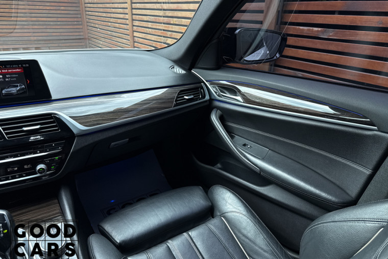BMW 530e - 43