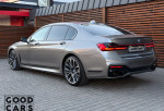 BMW 740i - 4