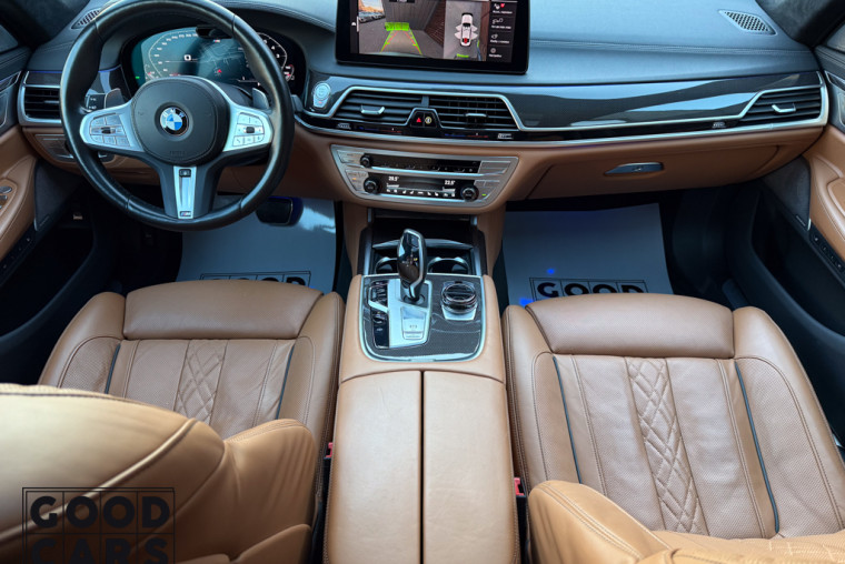 BMW 740i - 27