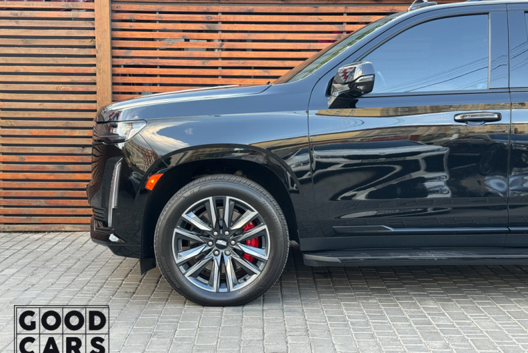 Cadillac Escalade - 9
