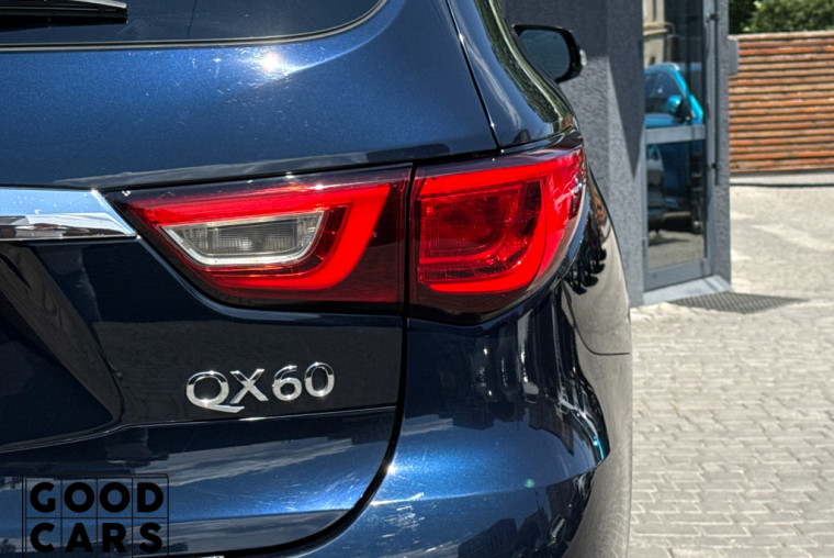 Infiniti QX60 - 10