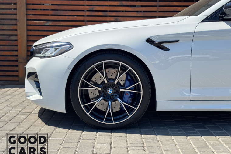 BMW M5 Competition - 10