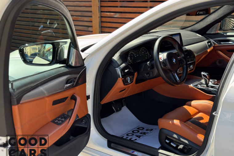 BMW M5 Competition - 14