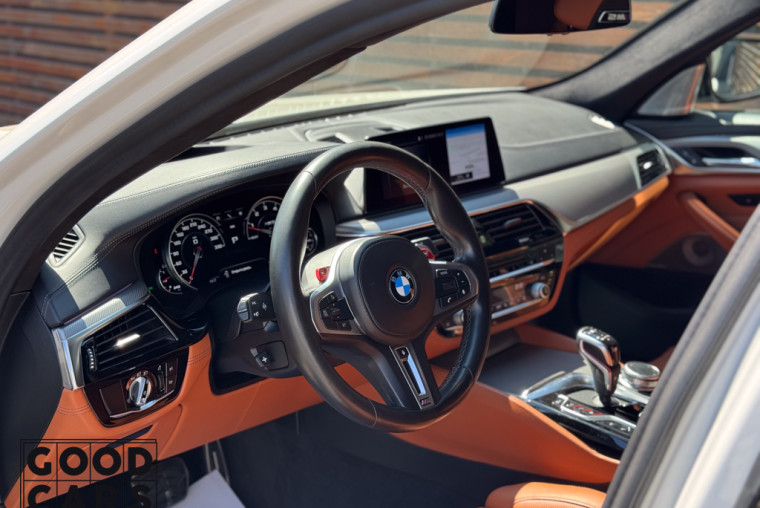 BMW M5 Competition - 16