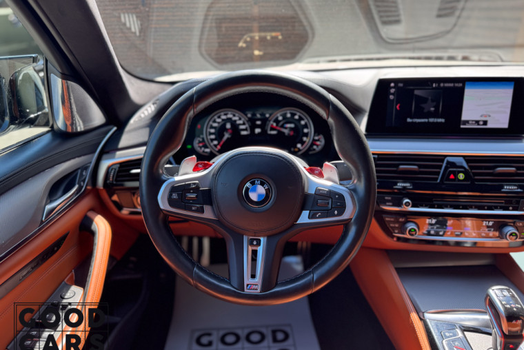 BMW M5 Competition - 18