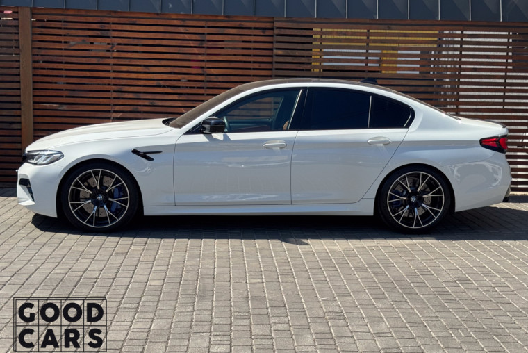 BMW M5 Competition - 3