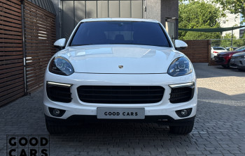Porsche Cayenne - 2011