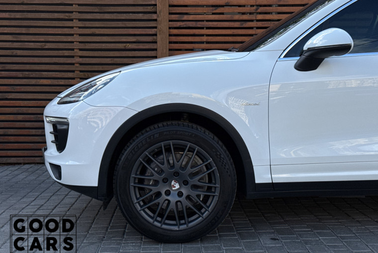 Porsche Cayenne - 12