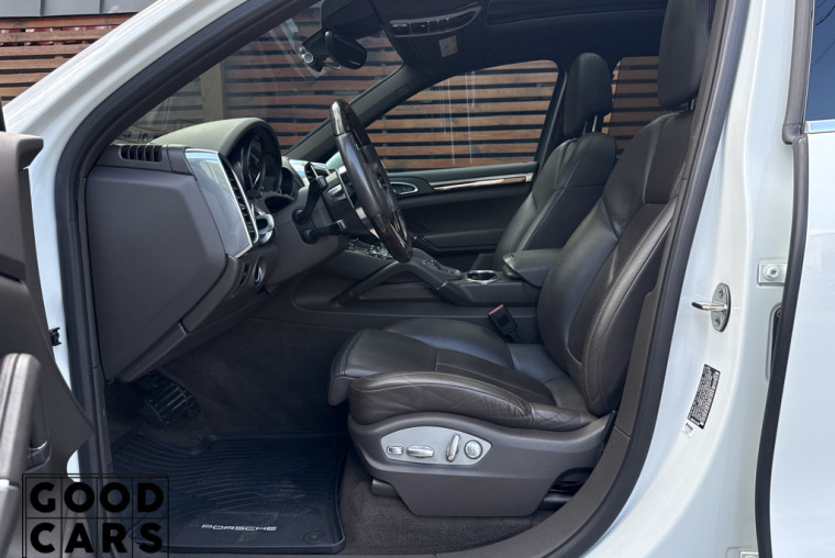 Porsche Cayenne - 19