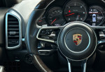 Porsche Cayenne - 30