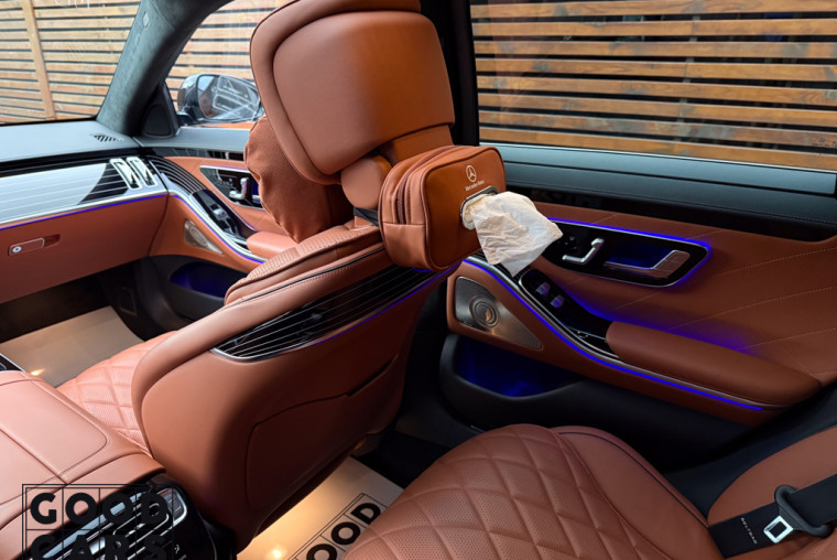 Mercedes-Benz S-Class 580e - 25