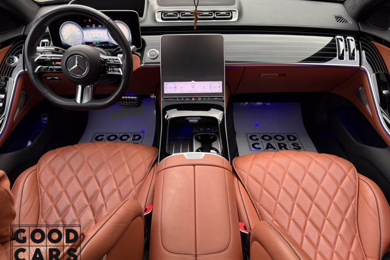 Mercedes-Benz S-Class 580e - 30