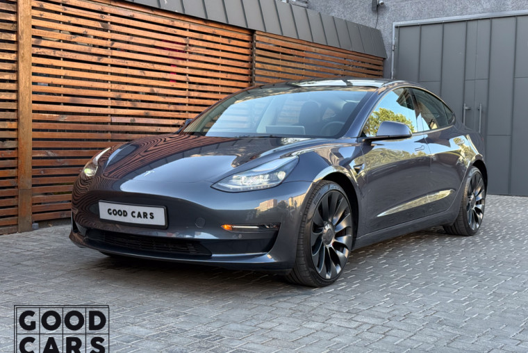 Tesla Model 3 - 2