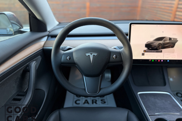 Tesla Model 3 - 23
