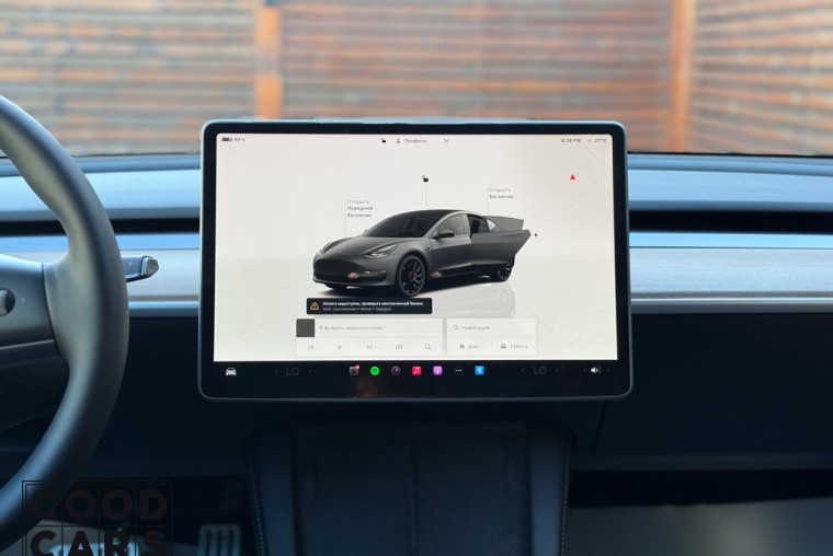 Tesla Model 3 - 26