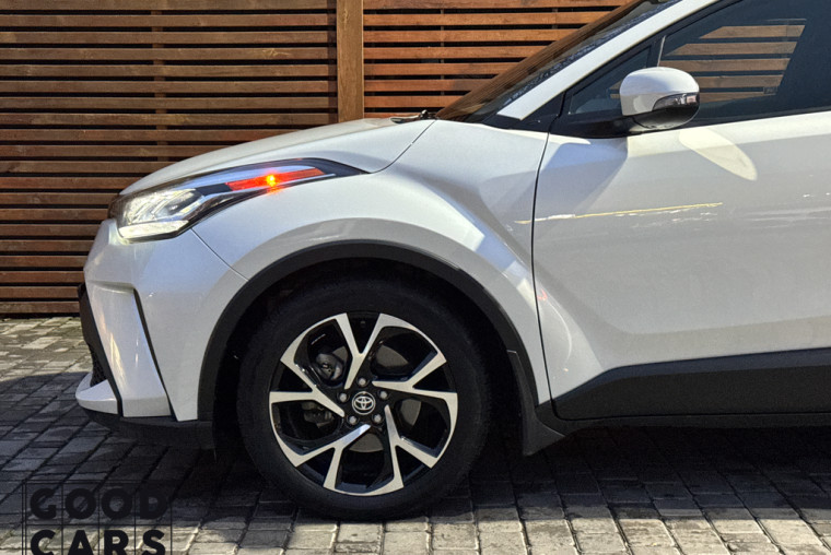 Toyota C-HR - 11