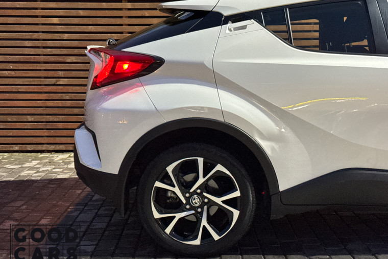Toyota C-HR - 13