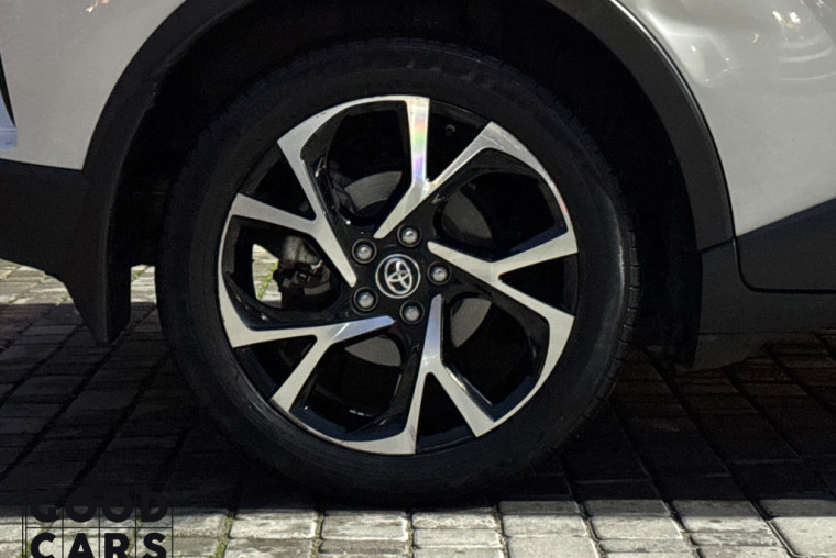 Toyota C-HR - 14