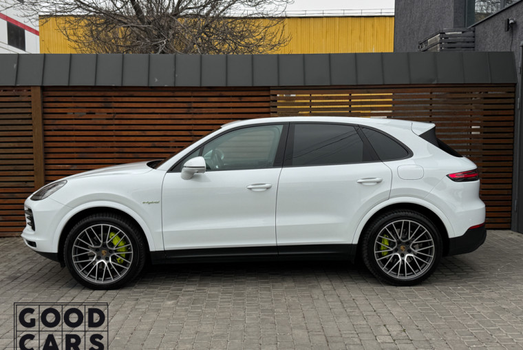Porsche Cayenne - 3