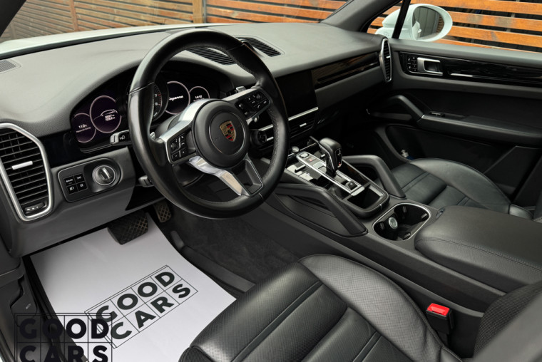 Porsche Cayenne - 15