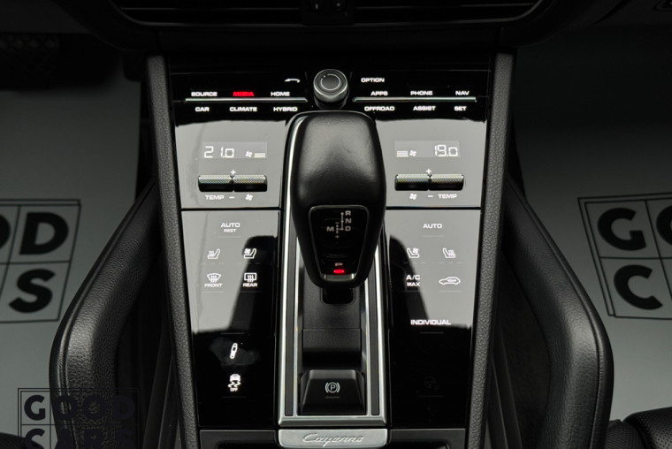 Porsche Cayenne - 17