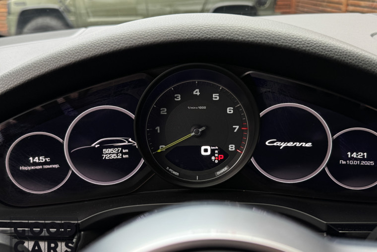 Porsche Cayenne - 22